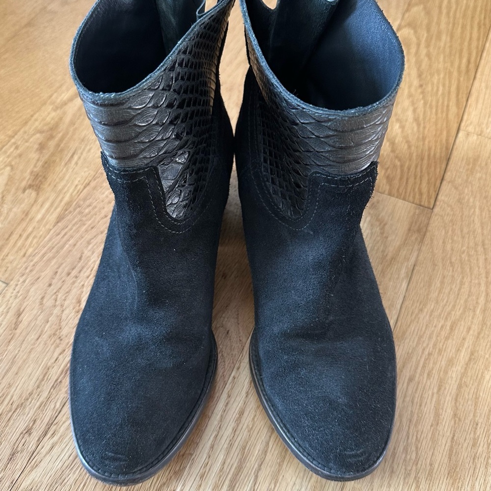Zadig & Voltaire black ankle boots size 36 or 6.5